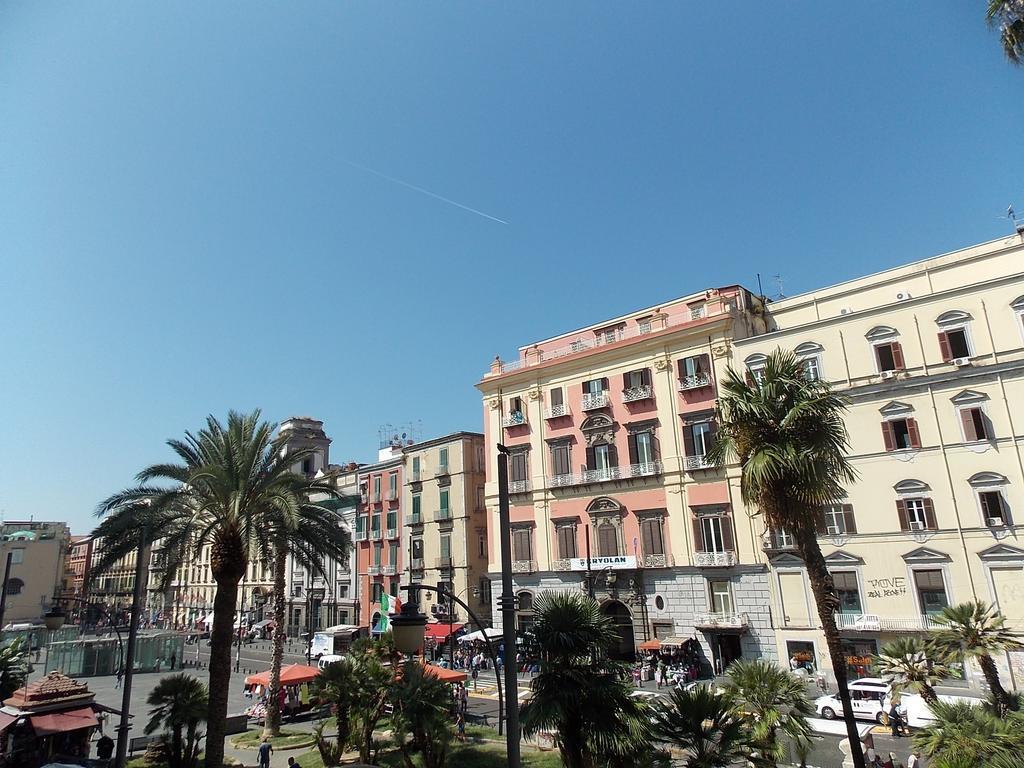 Dsquare Accommodation Napoli Bagian luar foto