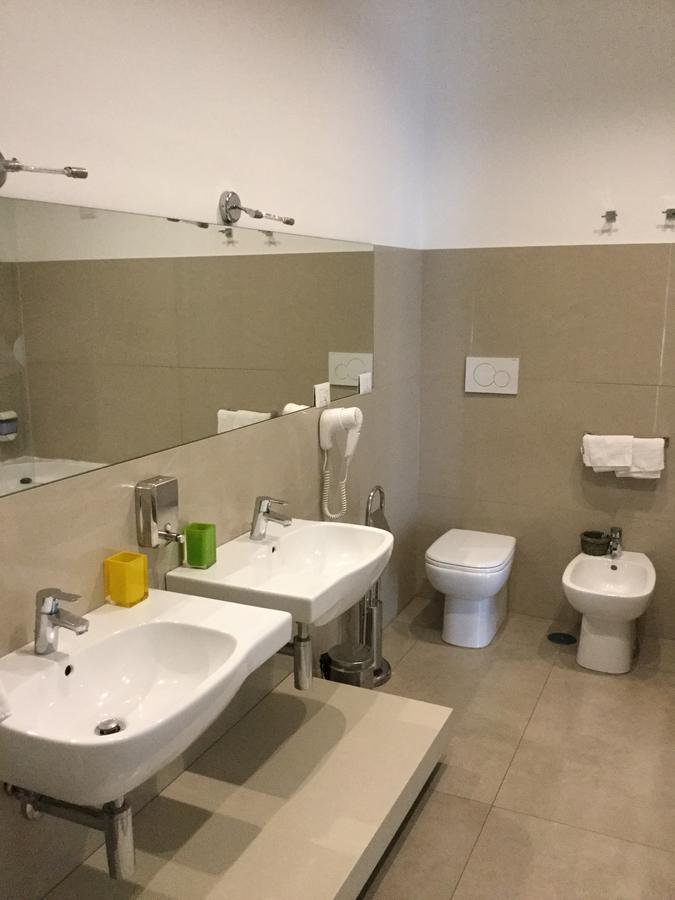 Dsquare Accommodation Napoli Bagian luar foto